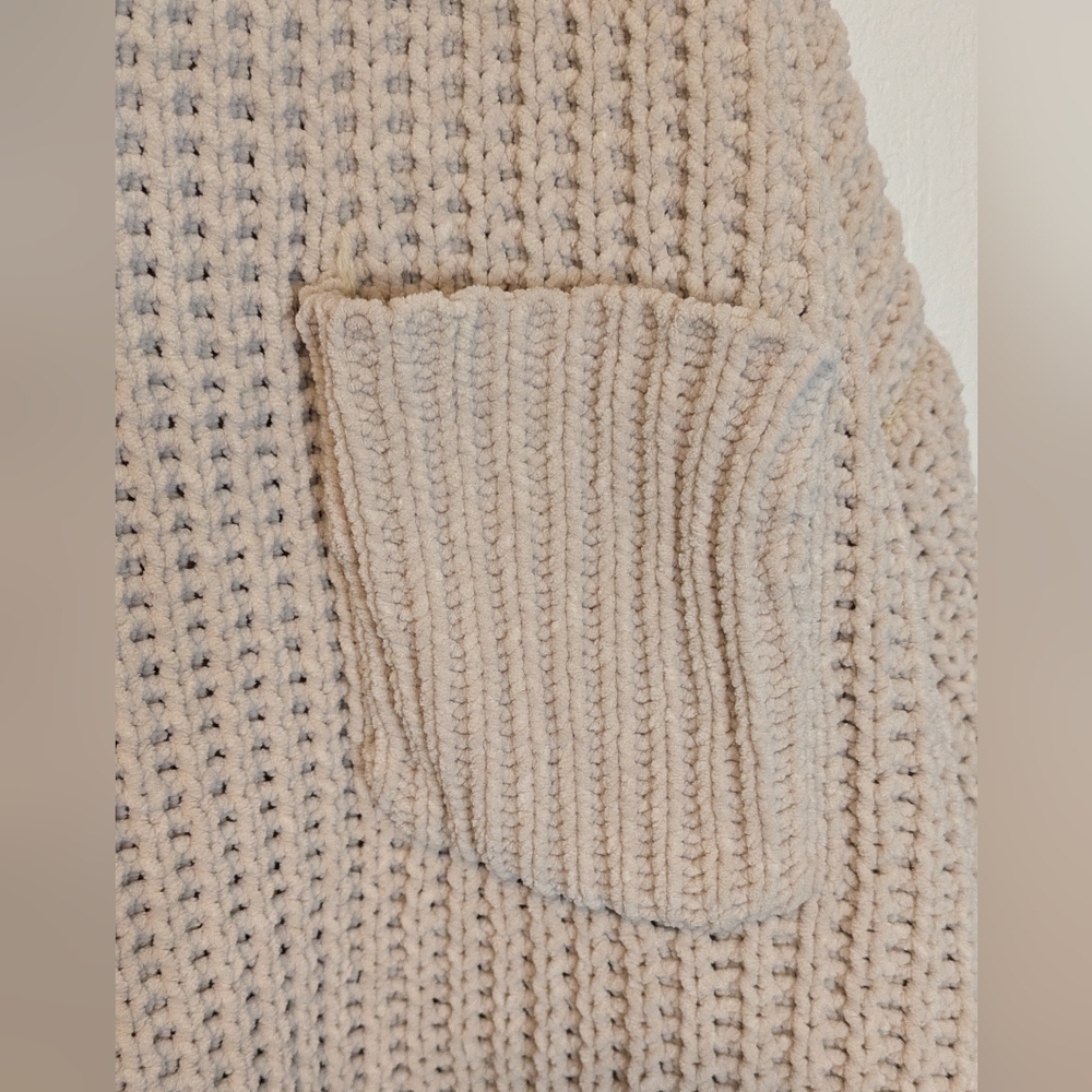 POL Short Sleeve, Chunky Knit Sweater - Picture 5 of 7